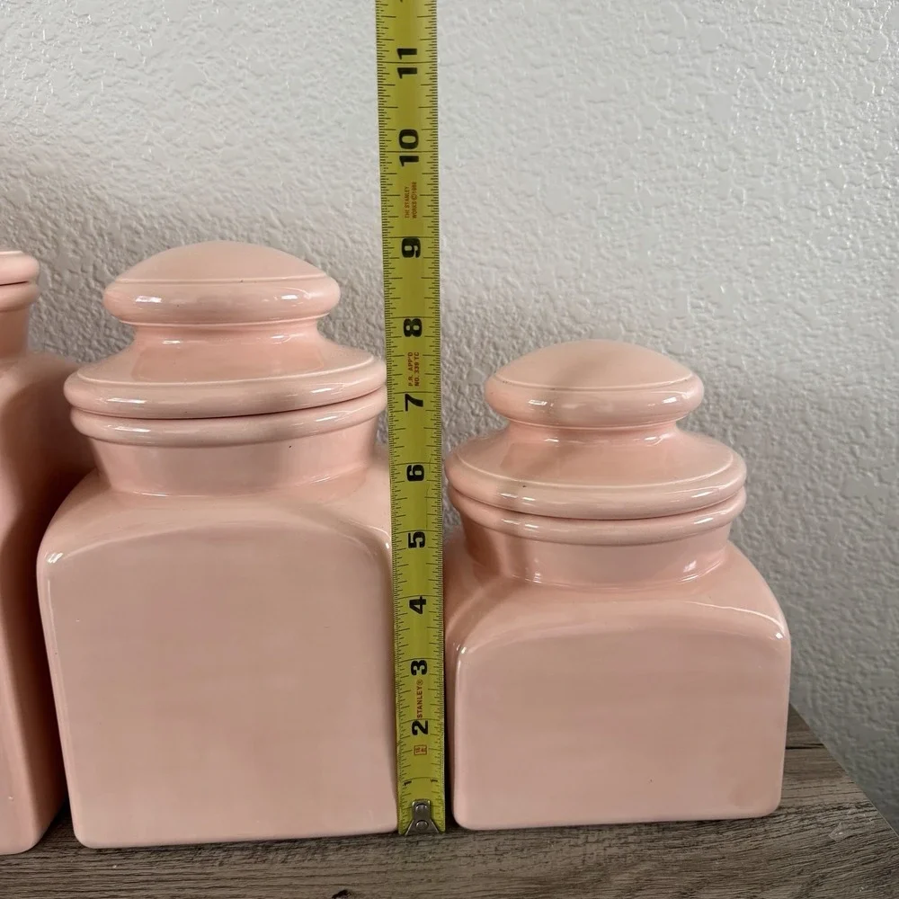 Set Of 4 Vintage MCM Salmon Pink Ceramic Glazed Canisters With Lids 80's? 90's?